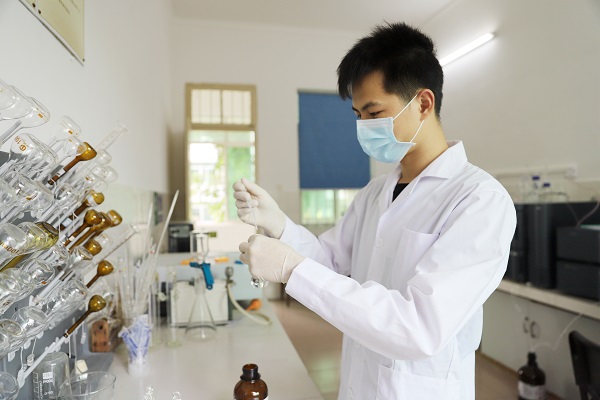 喜迎二十大、永遠(yuǎn)跟黨走、奮進(jìn)新征程——化工院團(tuán)支部舉行紀(jì)念建團(tuán)一百周年系列活動(dòng)