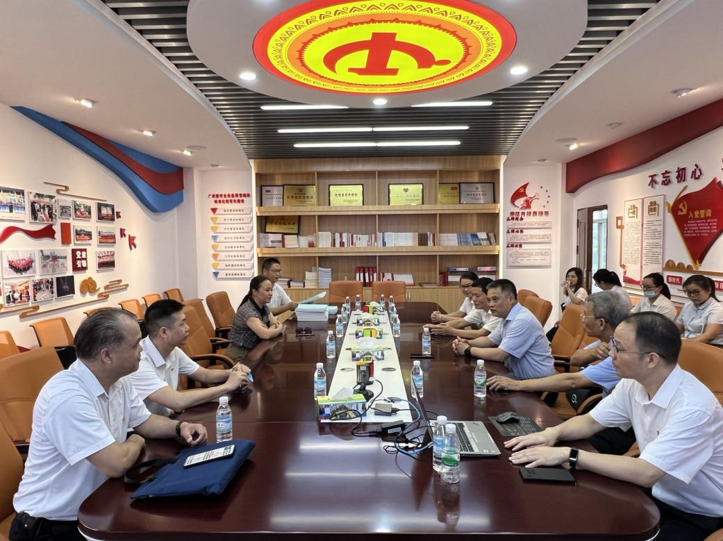 以一流黨建引領(lǐng)打造一流食品企業(yè):廣西化工院以“三色”賦彩 繪好黨建特色品牌“設(shè)計(jì)圖” 以一流黨建引領(lǐng)打造一流食品企業(yè):廣西化工院以“三色”賦彩 繪好黨建特色品牌“設(shè)計(jì)圖”